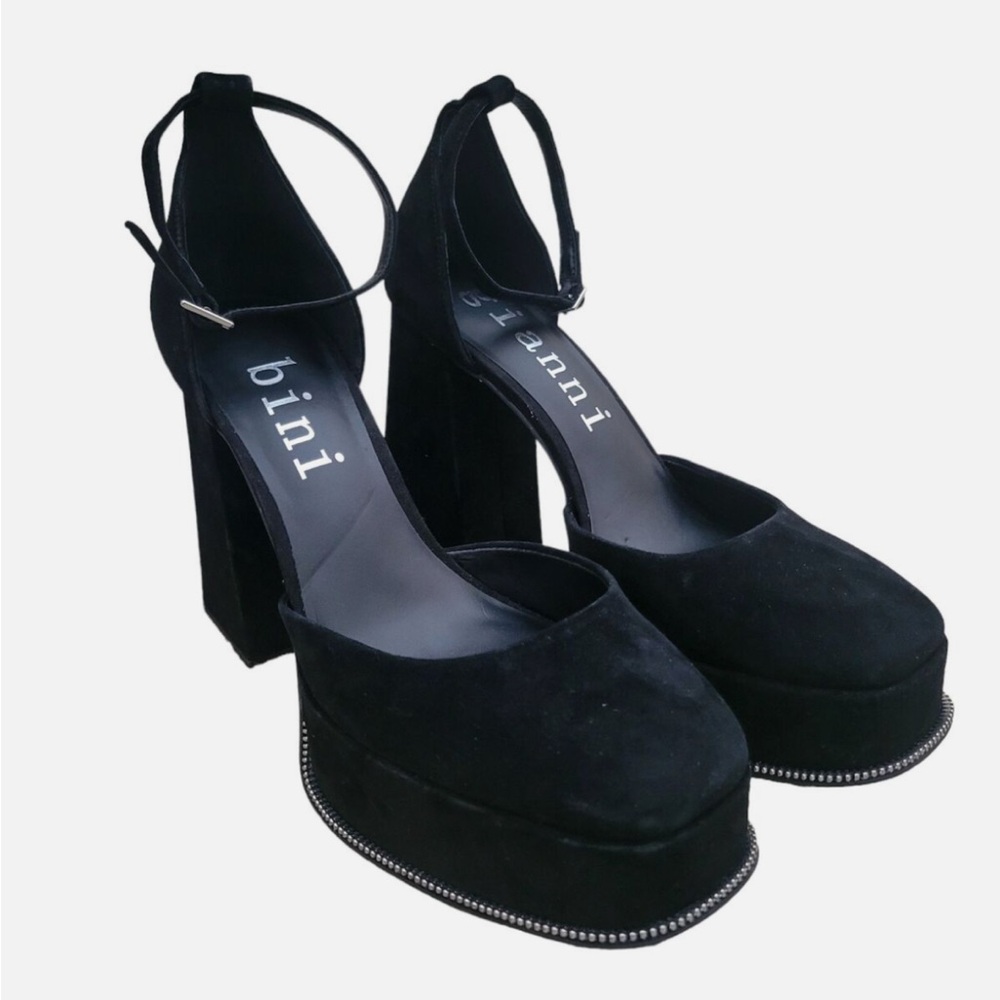 Gianni Bini Chellsie Ankle Strap Platform Heels